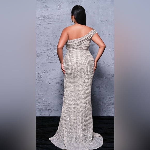 Plus One Shoulder Pleated High Split Dress - Picture 3 of 5